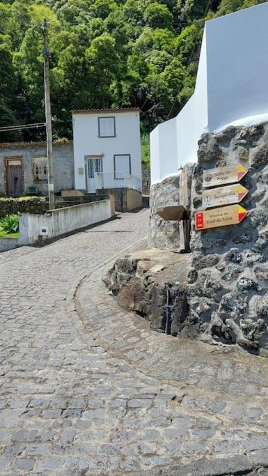 Casa Do Sanguinho Vila Faial da Terra Exterior foto